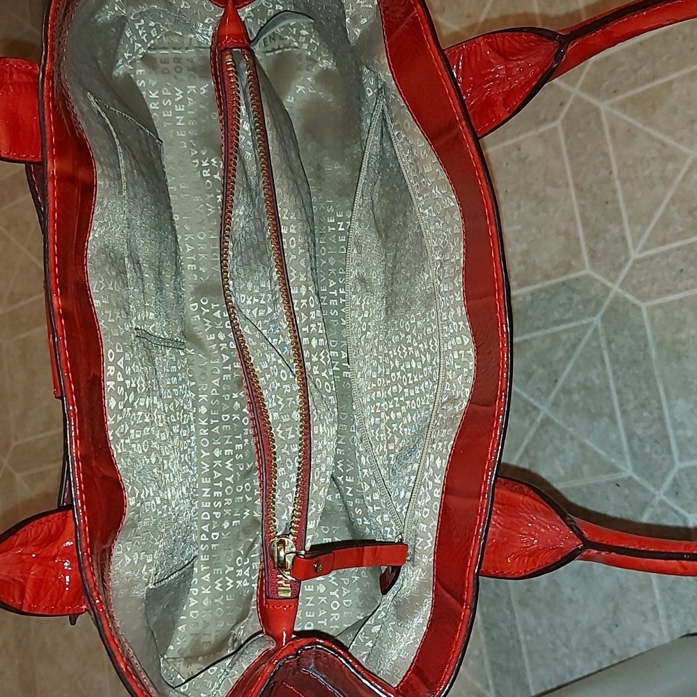 Kate Spade Red Crocodile Embossed Patent Leather Knightsbridge Elena Bag - Picture 9 of 9